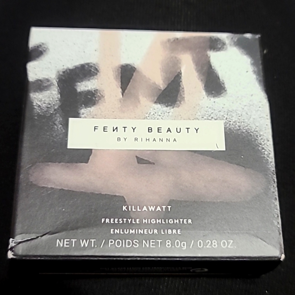 *SOLD* Fenty Highlighter (Gold)